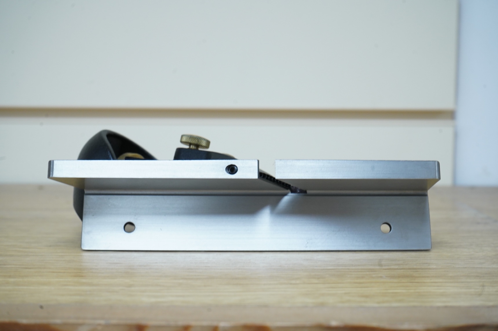 A pair of boxed Veritas Tools edge-trimming planes (left hand and right hand) with paperwork